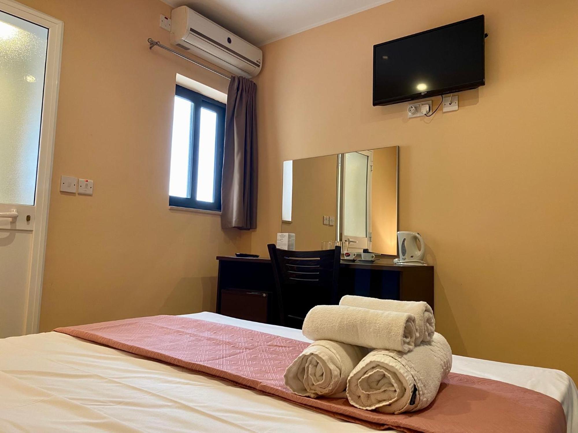 Saint Julian's Malta Paradise Central Accomodation酒店 外观 照片