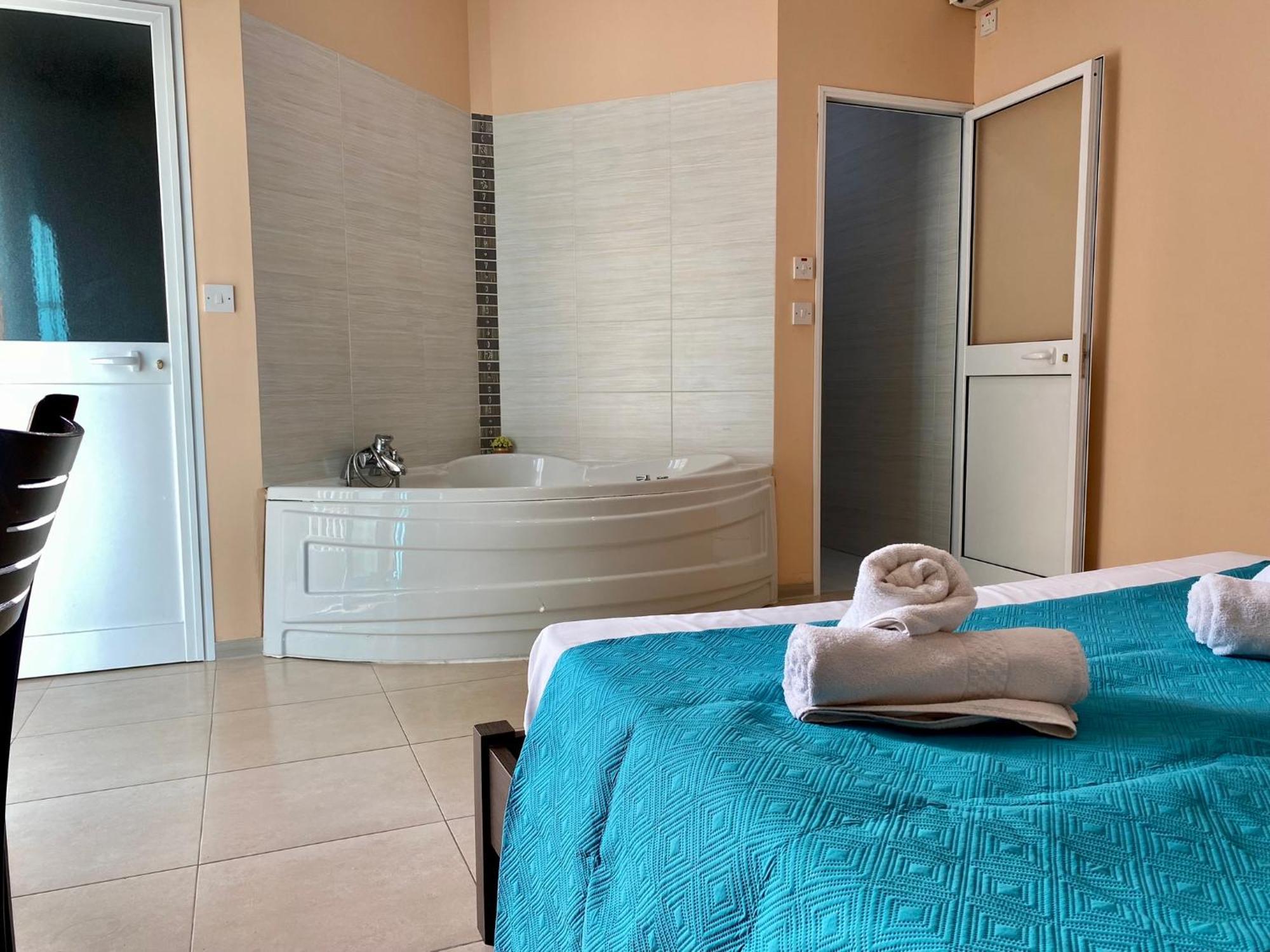 Saint Julian's Malta Paradise Central Accomodation酒店 外观 照片